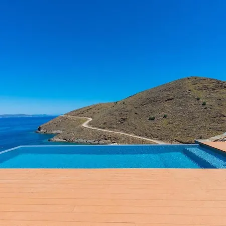 Neoma House Kea Villa